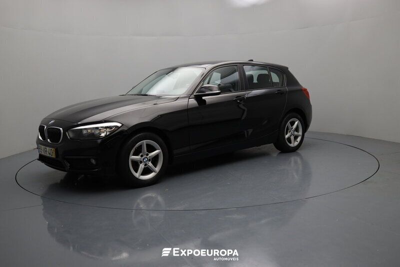 Preto Usado 2018 BMW 116 Advantage Citadino | € 19.490 (Preço justo) - Imagem 1/4