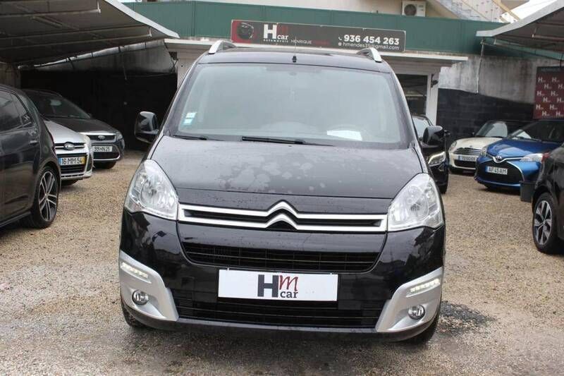 Preto Usado 2016 Citroën Berlingo Monovolume | € 9.500 (Preço justo) - Imagem 1/4