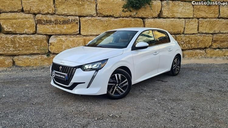 Branco Usado 2020 Peugeot 208 Allure Citadino | € 15.650 (Preço justo) - Imagem 1/1