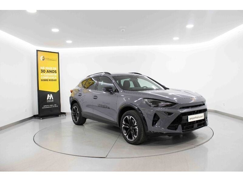 Cinzento Usado 2024 Cupra Formentor SUV | € 37.780 - Imagem 1/4