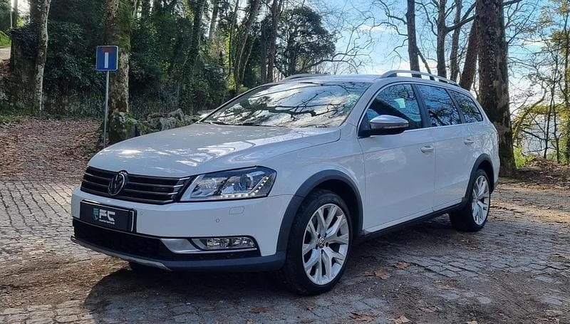 Usado VW Passat 170 HP (125 kW) 2012 Branco Carrinha