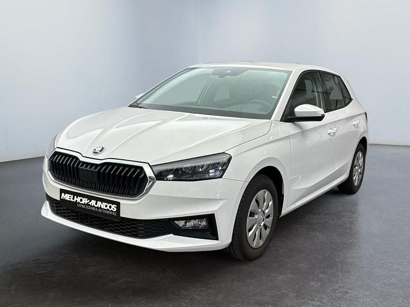 Usado Skoda Fabia 80 HP (58 kW) 2025 Branco Citadino