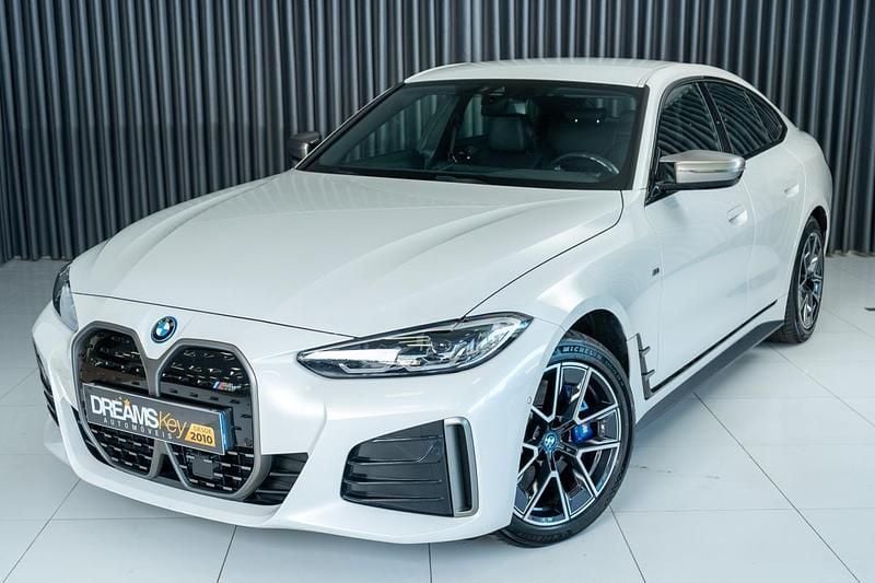 Branco Usado 2022 BMW i4 Sedan | € 45.900 (Bom preço) - Imagem 1/4