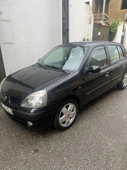 Usado 2001 Renault Clio II Sedan | € 5.000 - Imagem 1/4