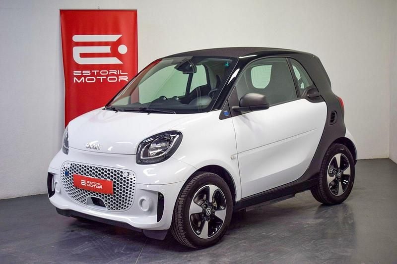 Branco Usado 2022 Smart ForTwo Electric Drive Passion Coupé | € 14.500 (Preço justo) - Imagem 1/4
