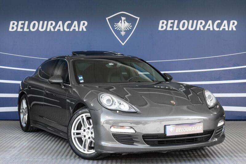 Cinzento Usado 2012 Porsche Panamera S Sedan | € 47.500 - Imagem 1/4