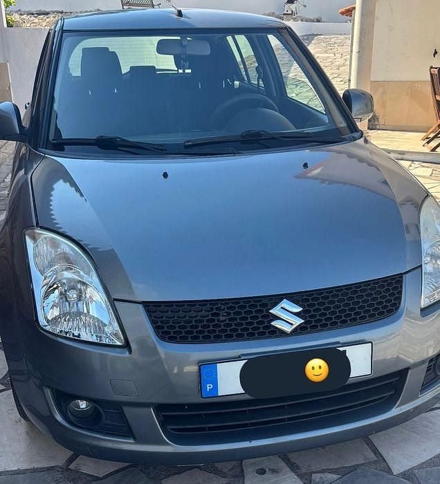 Usado 2010 Suzuki Swift Sedan | € 4.500 (Preço elevado) - Imagem 1/4