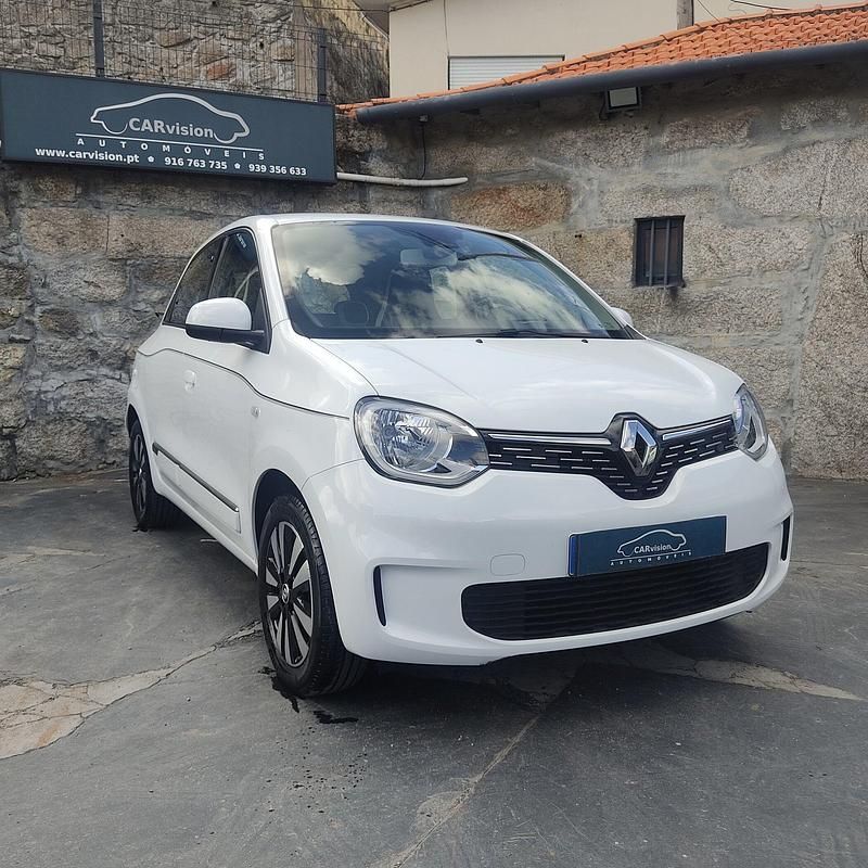 Branco Usado 2022 Renault Twingo Intens Citadino | € 10.900 (Preço justo) - Imagem 1/4