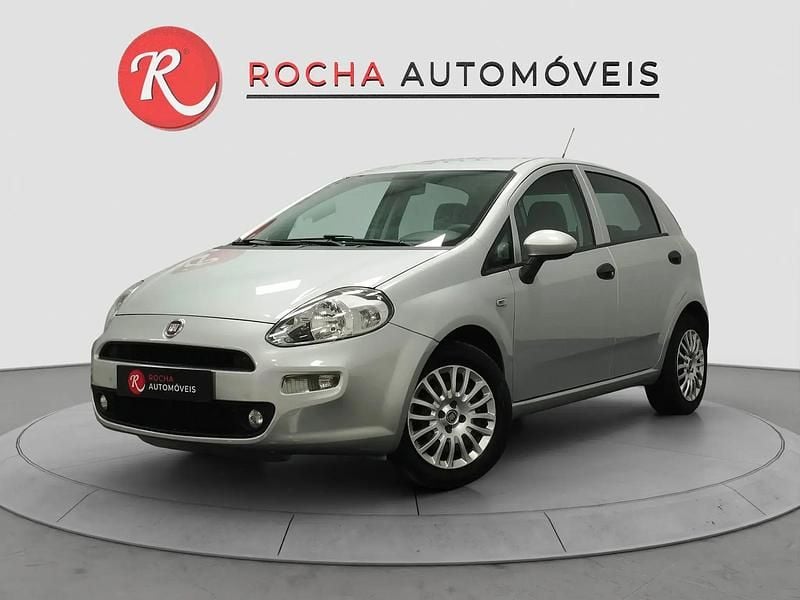 Cinza Usado 2016 Fiat Punto Mystyle Citadino | € 9.849 (Preço elevado) - Imagem 1/4