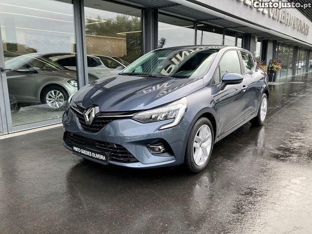 Branco Usado 2022 Renault Clio V Life Sedan | € 12.990 (Super Preço) - Imagem 1/1