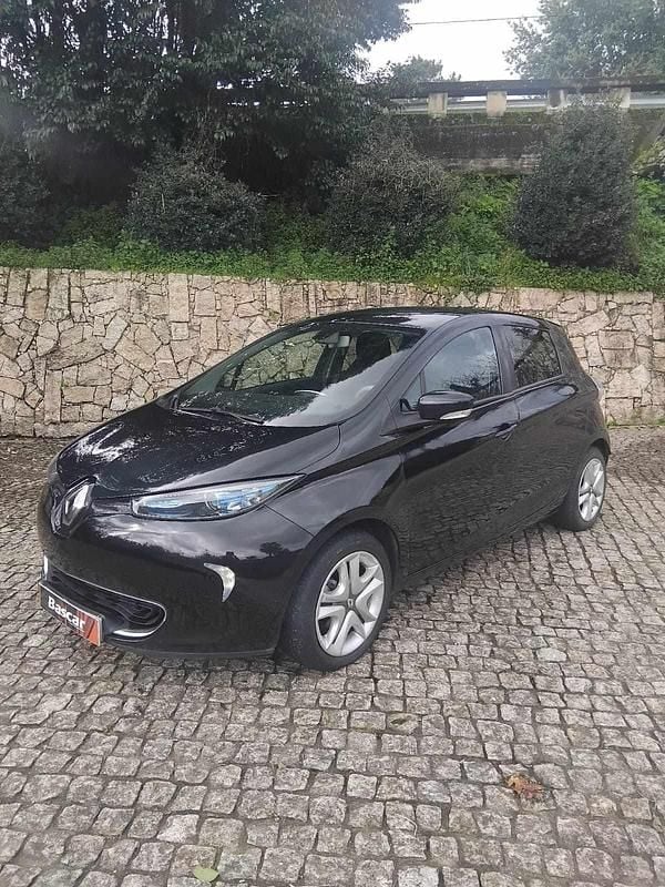 Usado Renault Zoe 67 kW (92 HP) 2018 Preto Citadino