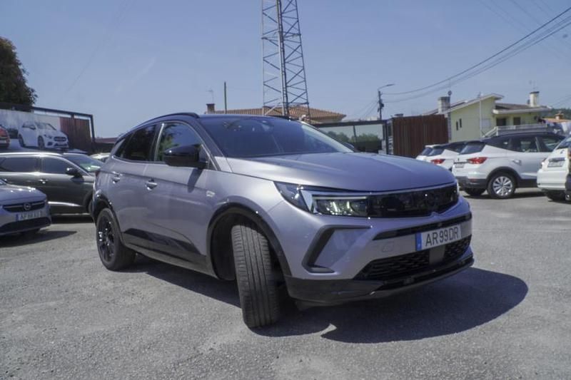 Usado Opel Grandland X GS Line 130 HP (95 kW) 2022 Cinzento SUV