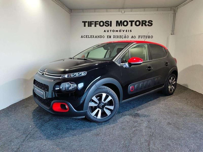Preto Usado 2020 Citroën C3 PureTech Citadino | € 11.750 (Bom preço) - Imagem 1/4