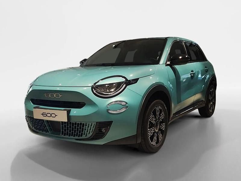 Azul Novo 2025 Fiat 600 | € 23.900 (Preço justo) - Imagem 1/4