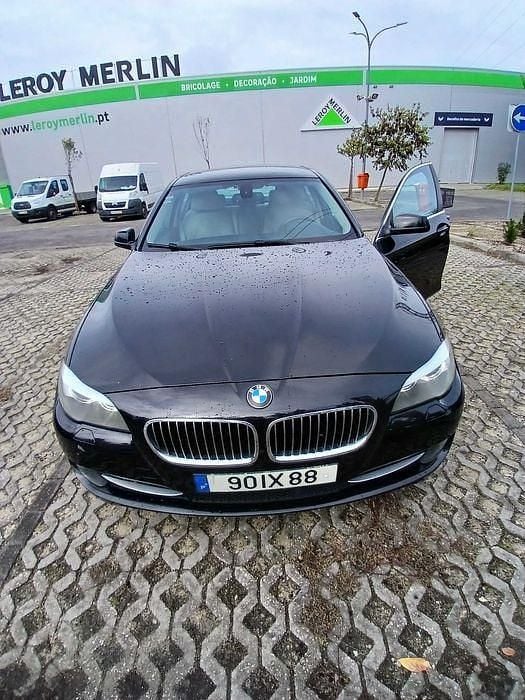 Usado 2010 BMW 530 Sedan | € 15.000 - Imagem 1/4