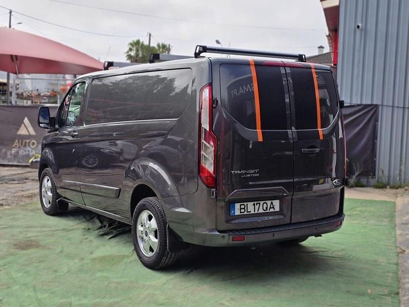 Usado Ford Transit Trend 170 HP (125 kW) 2016 Cinza