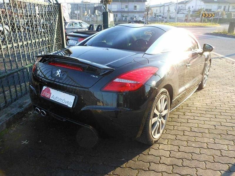 Usado Peugeot RCZ 156 HP (114 kW) 2011 Preto Coupé