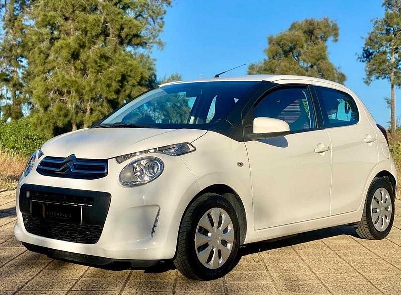 Branco Usado 2018 Citroën C1 Shine Citadino | € 11.900 - Imagem 1/4