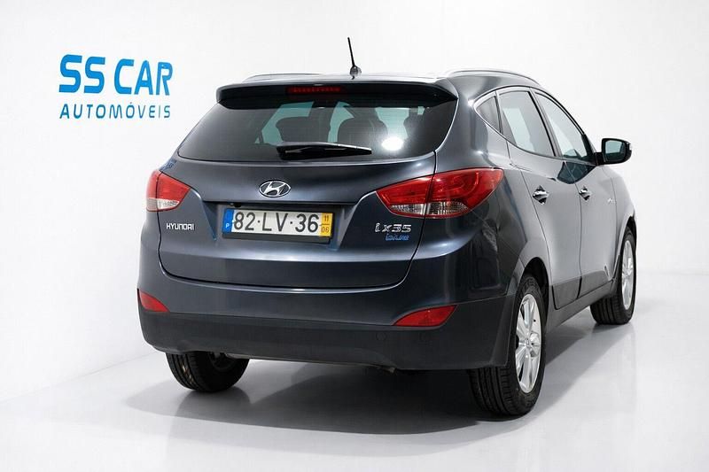 Usado Hyundai ix35 Comfort 115 HP (84 kW) 2011 Cinza SUV