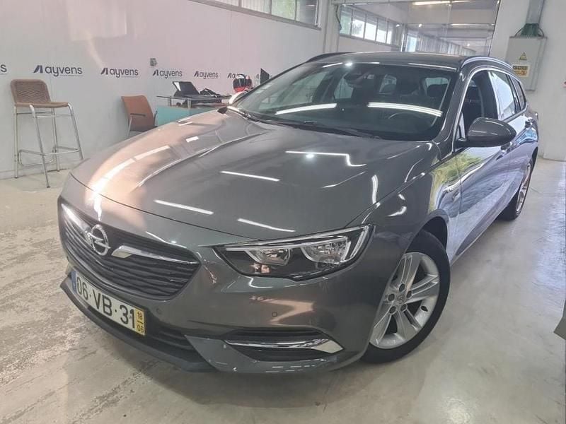 Cinzento Usado 2018 Opel Insignia Carrinha | € 12.980 (Preço justo) - Imagem 1/4