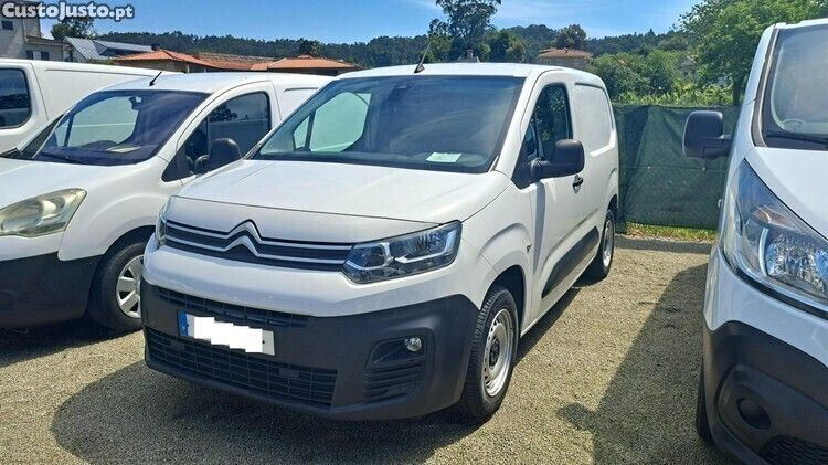 Branco Usado 2019 Citroën Berlingo Monovolume | € 12.950 (Preço elevado) - Imagem 1/1