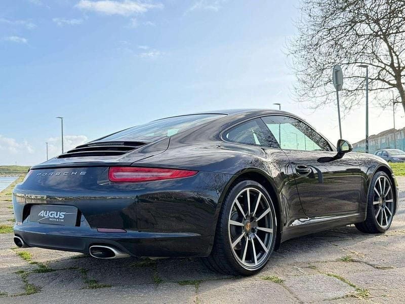 Usado Porsche 991 350 HP (257 kW) 2012 Preto