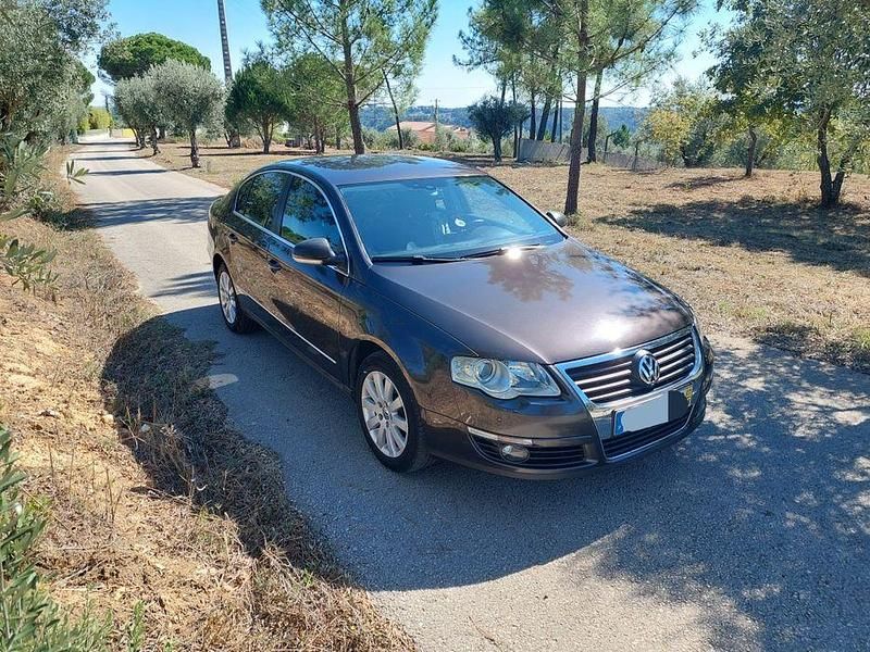 Usado 2007 VW Passat Sedan | € 8.550 (Caro) - Imagem 1/4