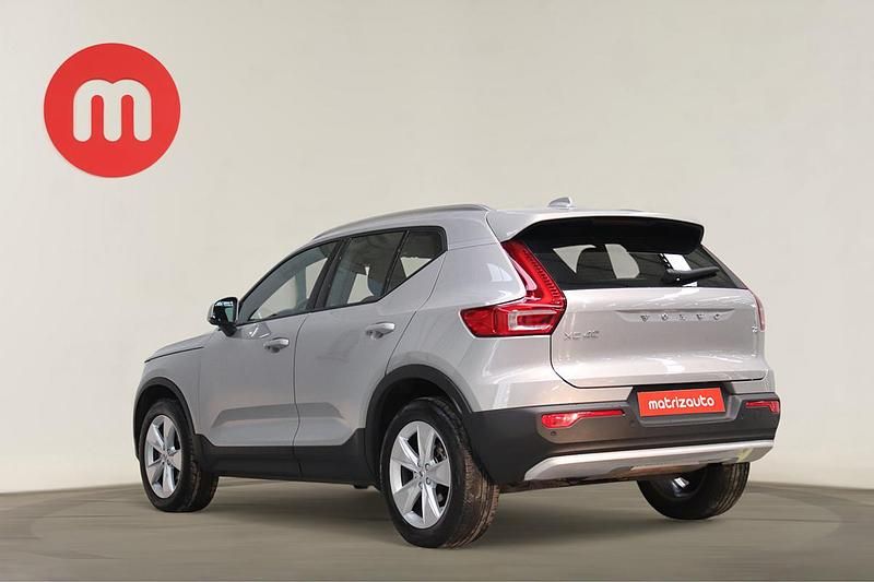 Usado Volvo XC40 Core 129 HP (94 kW) 2024 SUV