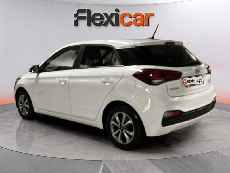 Usado Hyundai i20 100 HP (73 kW) 2019 Branco Citadino