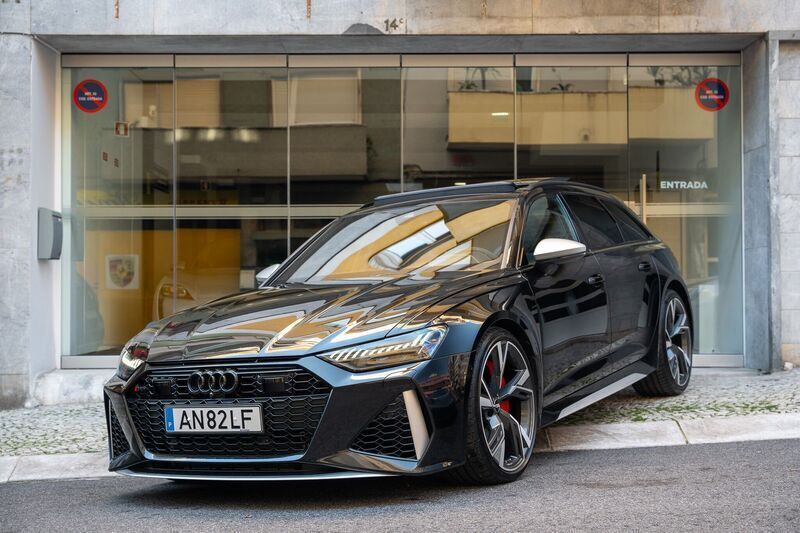 Preto Usado 2021 Audi A6 Sport Carrinha | € 134.900 - Imagem 1/4