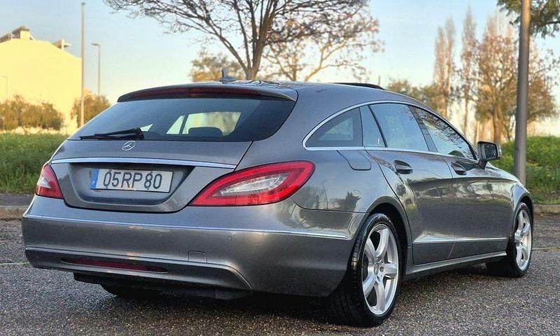 Usado Mercedes CLS250 204 HP (150 kW) 2013 Sedan