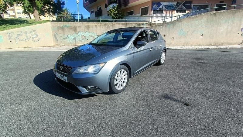Cinza Usado 2016 Seat Leon Ecomotive | € 7.358 (Bom preço) - Imagem 1/4