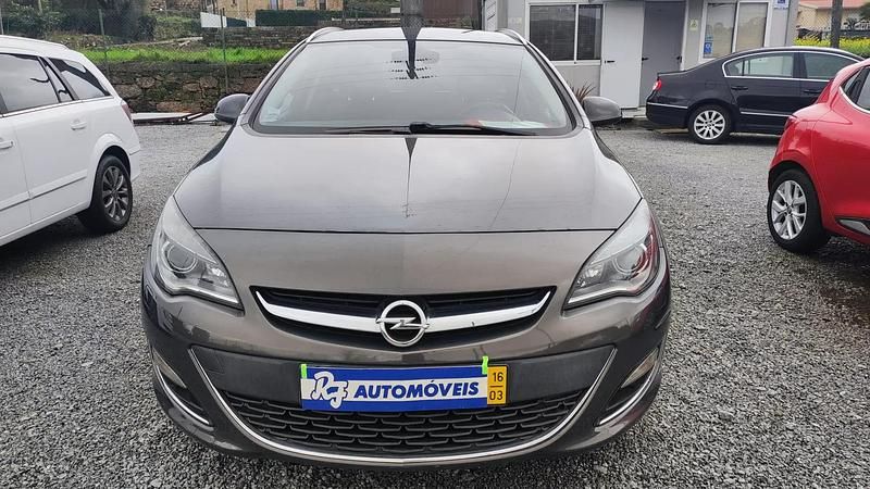 Usado Opel Astra Excite 110 HP (80 kW) 2016 Cinzento Carrinha