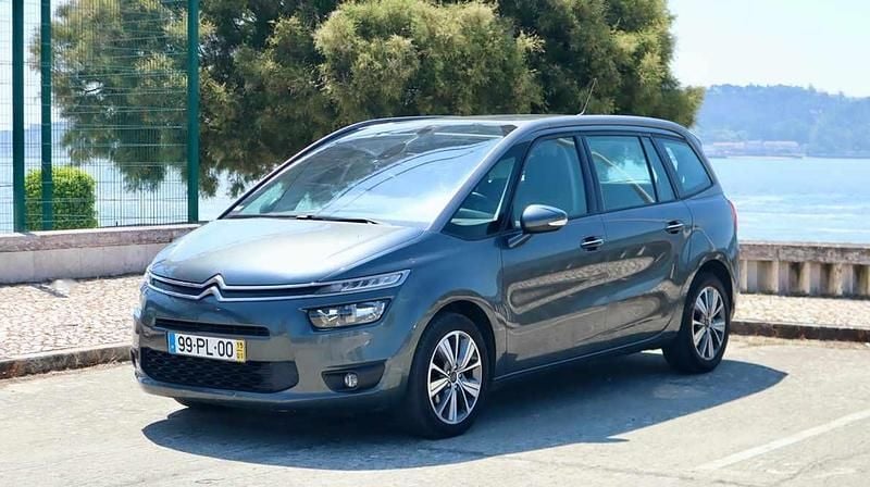 Cinzento Usado 2015 Citroën Grand C4 Picasso Monovolume | € 9.900 (Super Preço) - Imagem 1/4