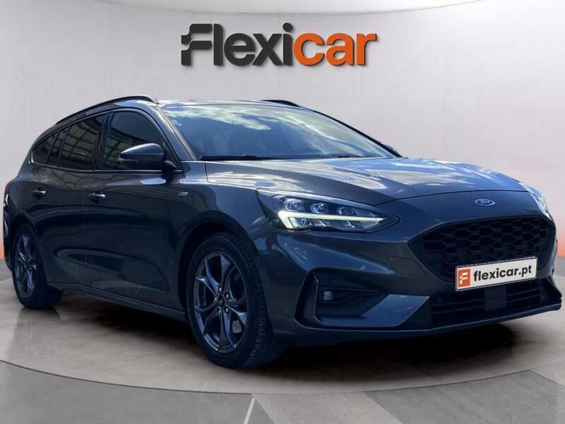 Cinza Usado 2019 Ford Focus ST-Line Carrinha | € 15.990 (Preço justo) - Imagem 1/4