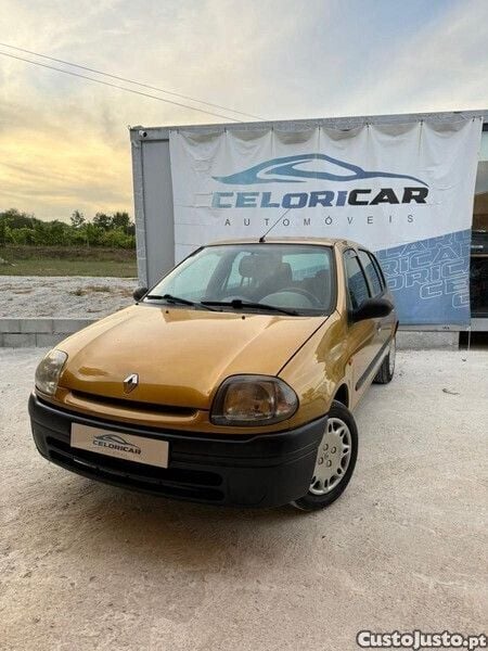 Outra Usado 1999 Renault Clio II | € 1.750 (Caro) - Imagem 1/1