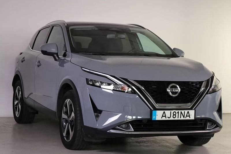 Usado Nissan Qashqai N-Connecta 140 HP (102 kW) 2021 Cinza escuro SUV