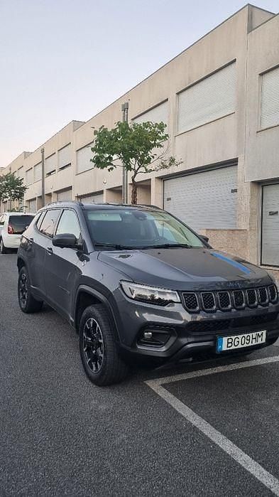 Usado 2021 Jeep Compass SUV | € 23.450 (Preço justo) - Imagem 1/4