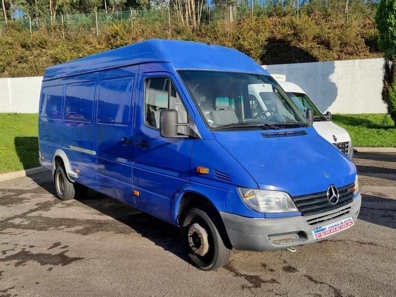 Azul Usado 2001 Mercedes Sprinter Van | € 7.950 (Preço justo) - Imagem 1/4