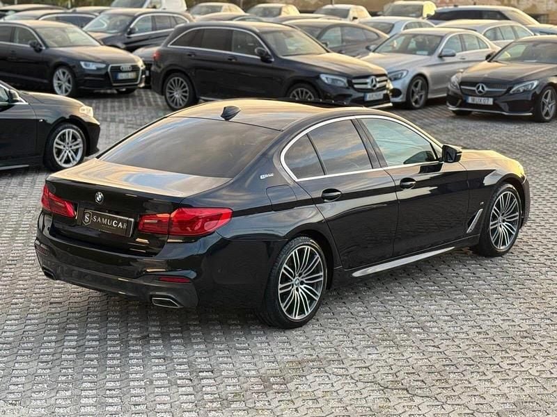 Usado BMW 330 Luxury Line 252 HP (185 kW) 2018 Preto Sedan