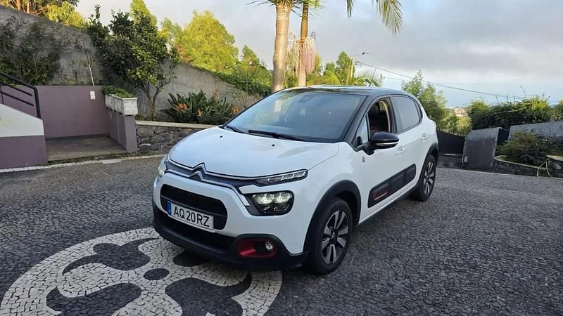 Branco Usado 2022 Citroën C3 PureTech Citadino | € 13.950 (Preço justo) - Imagem 1/4