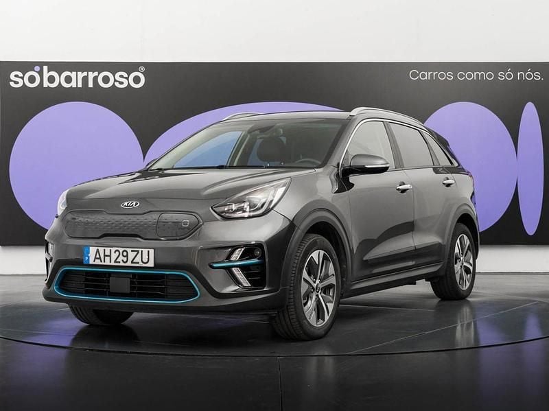Cinza Usado 2021 Kia e-Niro SUV | € 20.990 (Preço justo) - Imagem 1/4