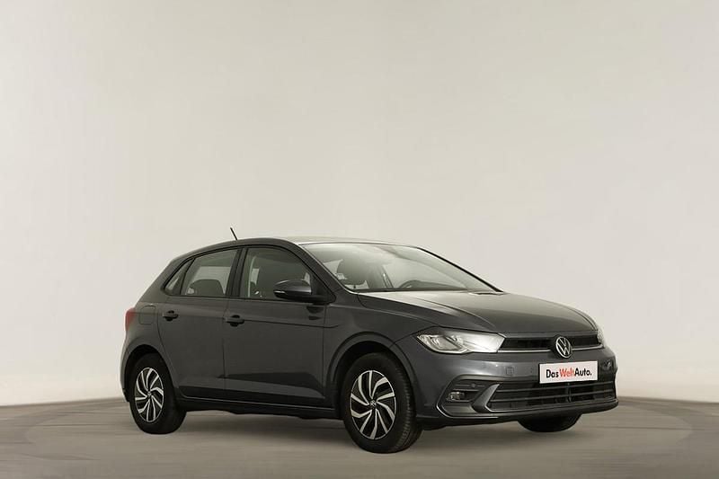 Cinzento Usado 2023 VW Polo Life | € 18.190 (Preço justo) - Imagem 1/4