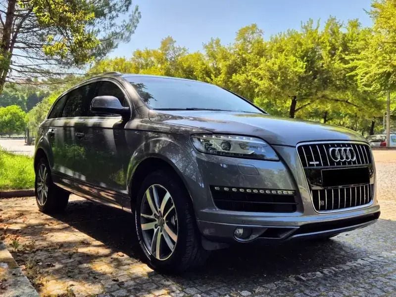 Cinza escuro Usado 2009 Audi Q7 SUV | € 20.500 - Imagem 1/4
