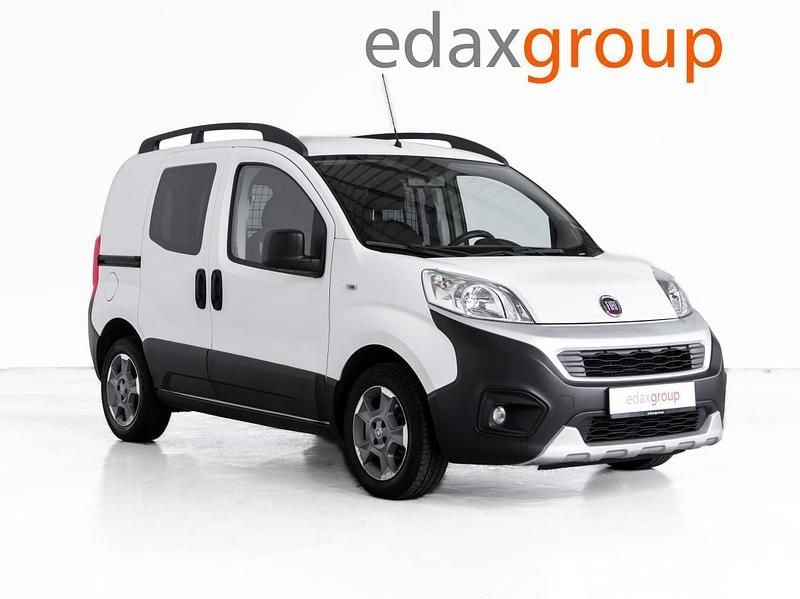Branco Usado 2018 Fiat Fiorino Van | € 7.490 (Preço justo) - Imagem 1/4