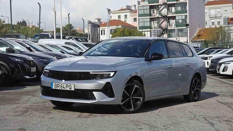 Usado Opel Astra 136 HP (100 kW) 2025 Outro Carrinha