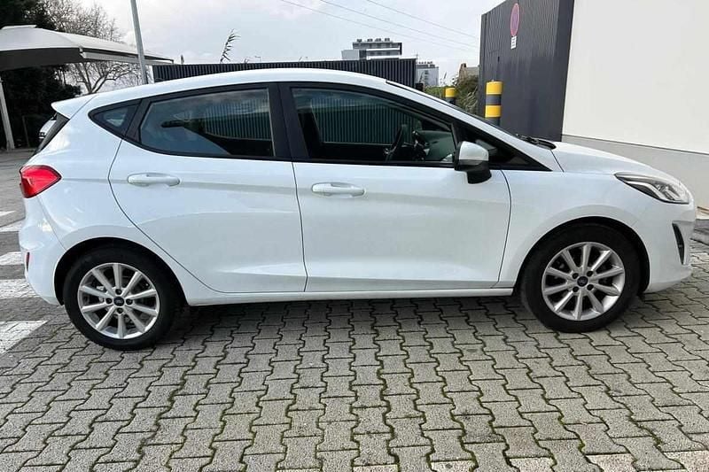 Usado Ford Fiesta Business Edition 85 HP (62 kW) 2018 Branco Citadino