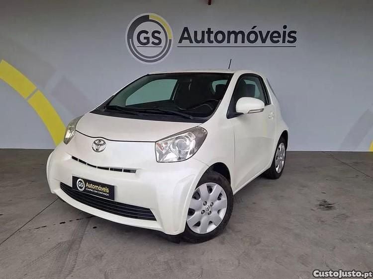 Branco Usado 2009 Toyota iQ Citadino | € 6.250 (Preço justo) - Imagem 1/1