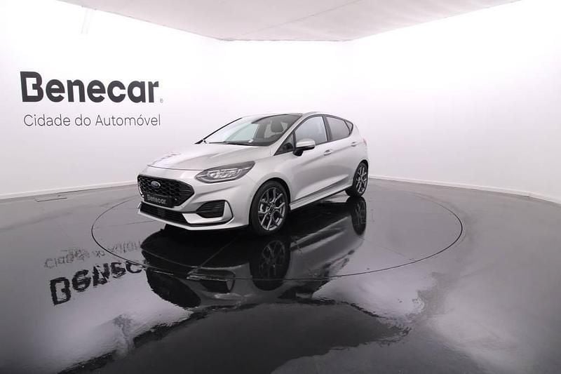 Cinza Usado 2023 Ford Fiesta Premium | € 18.950 - Imagem 1/4