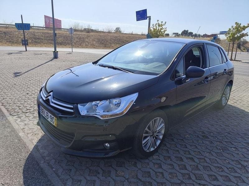 Usado 2010 Citroën C4 Seduction Sedan | € 6.500 (Preço justo) - Imagem 1/4